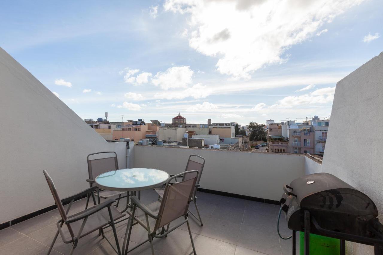 83/3-Lovely 1 Bedroom Penthouse Μπιρκιρκάρα Εξωτερικό φωτογραφία