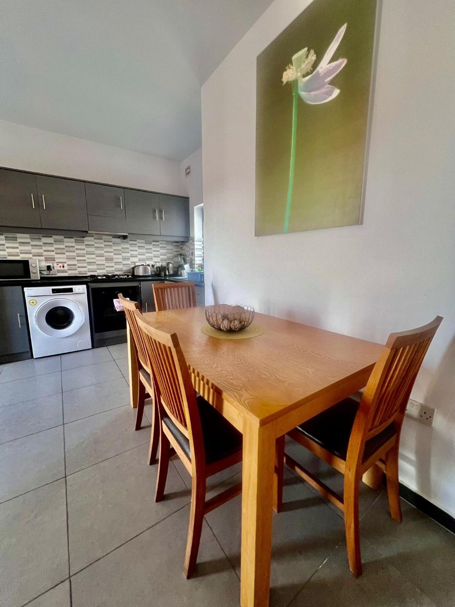 83/3-Lovely 1 Bedroom Penthouse Μπιρκιρκάρα Εξωτερικό φωτογραφία